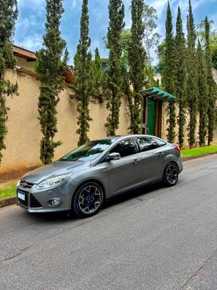 FORD FOCUS 2.0 TITANIUM PLUS SEDAN 16V FLEX 4P POWERSHIFT FORD FOCUS 2.0 TITANIUM PLUS SEDAN 16V FLEX 4P POWERSHIFT